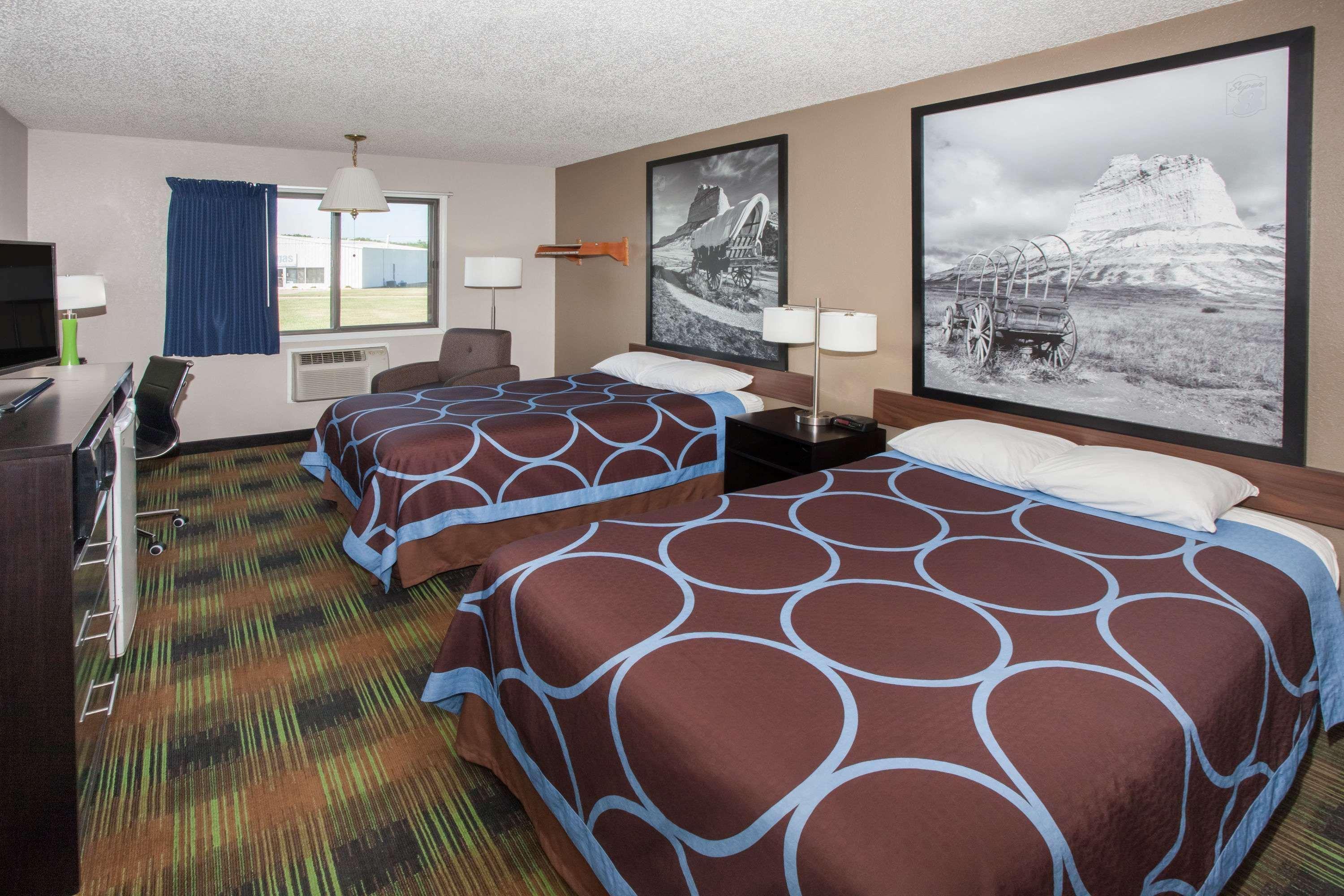 Hotel Super 8 By Wyndham Keokuk Esterno foto